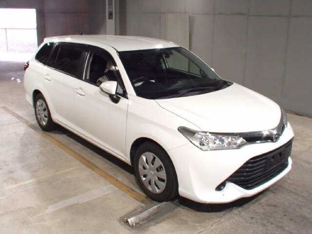 105 TOYOTA COROLLA FIELDER NRE161G 2017 г. (JU Fukuoka)